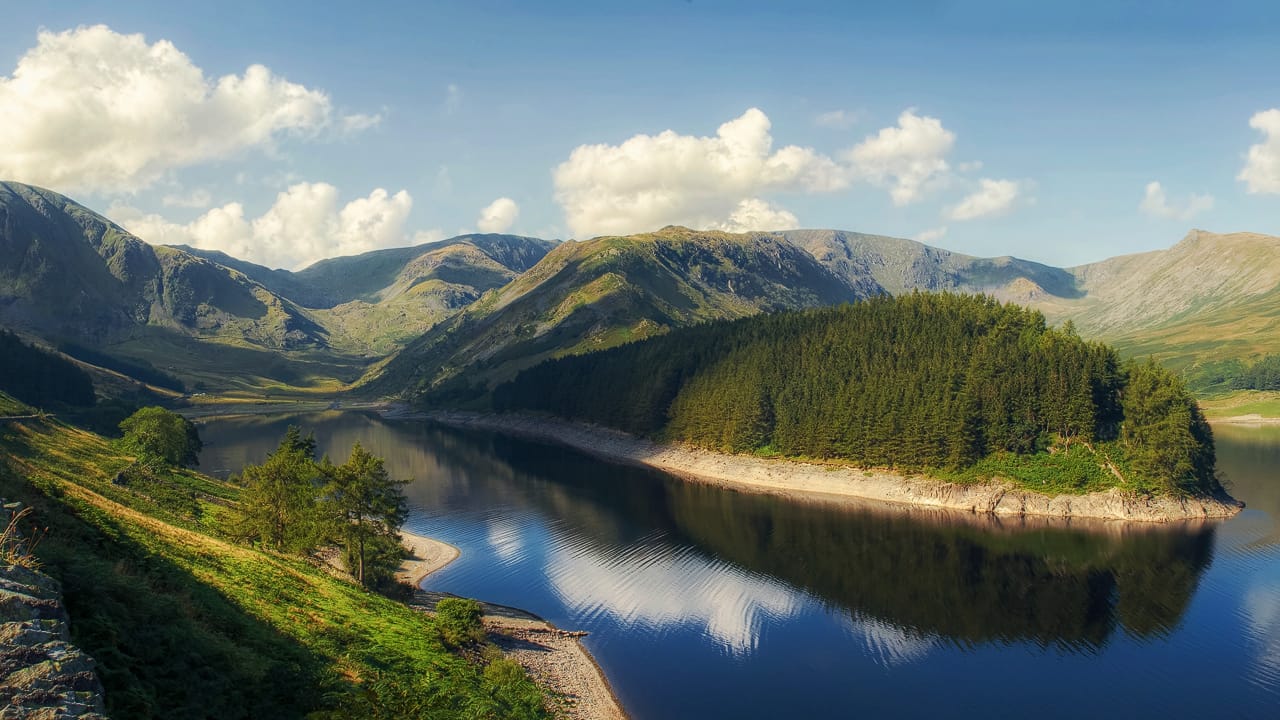 Haweswater lake and surrounding mountains